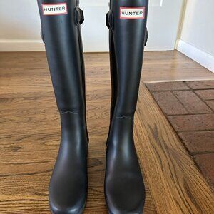 Hunter Rain Boots Matte Black womens size US 8